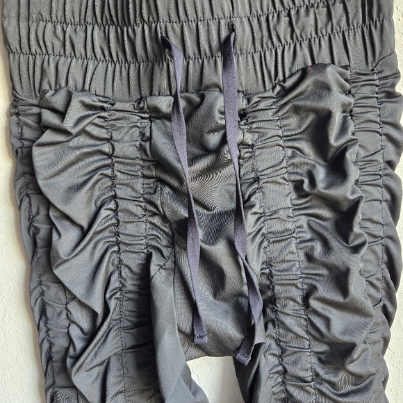 AGOGIE-Resistance Leggings/Pants - Picture 3 of 10